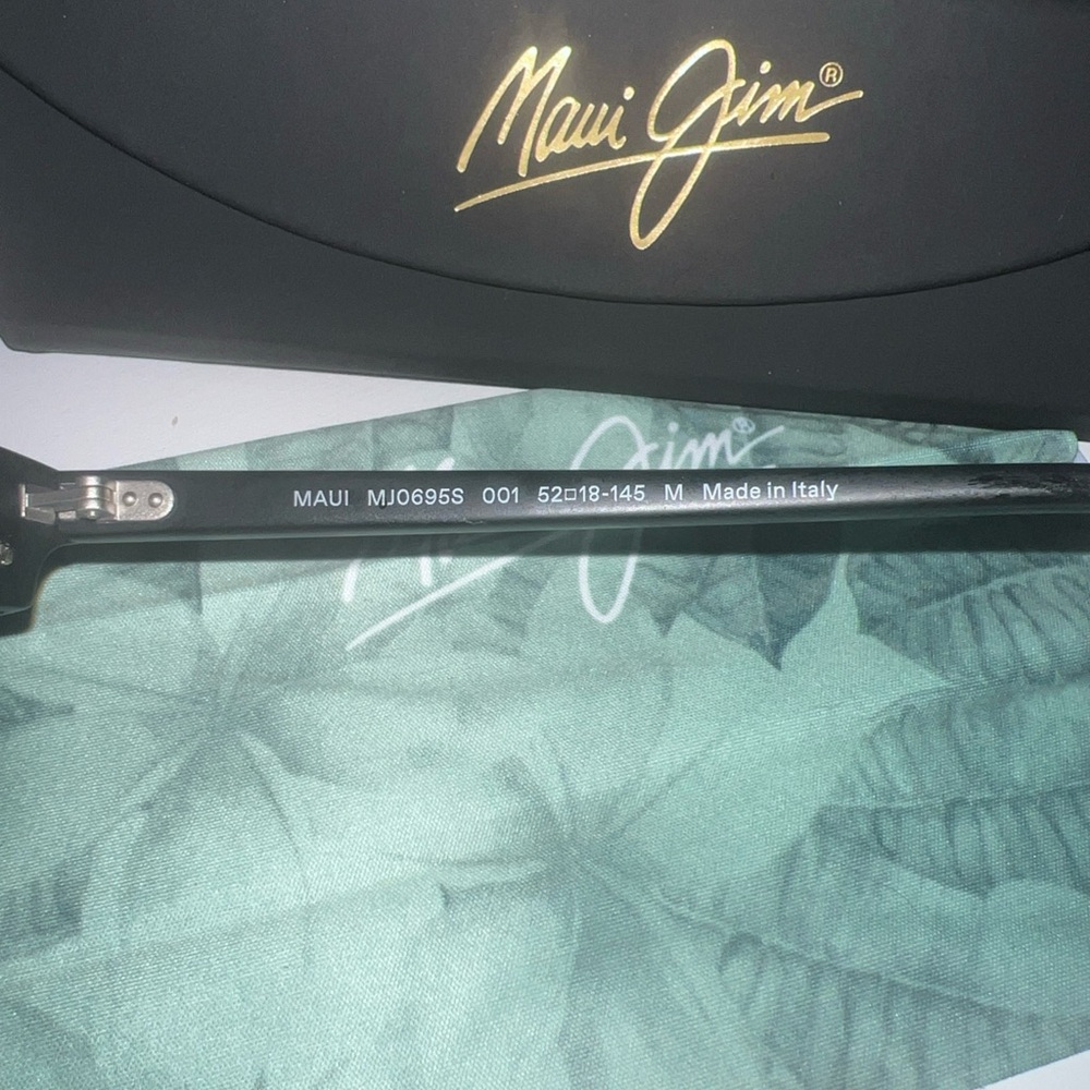 Maui Jim MJ0695S-001 Holomua Polarized Plus Black  Matte Sunglasses 52-18-145 M - Picture 6 of 7